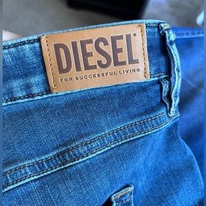 DIESEL INDUSTRY DENIM JEANS women 31